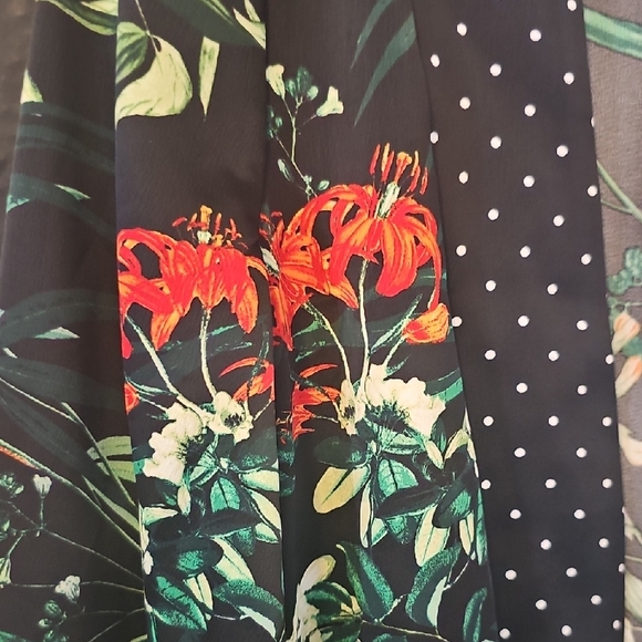 JeannieMai x I.N.C Floral/ Polka Dot Long Kimono - Picture 2 of 5